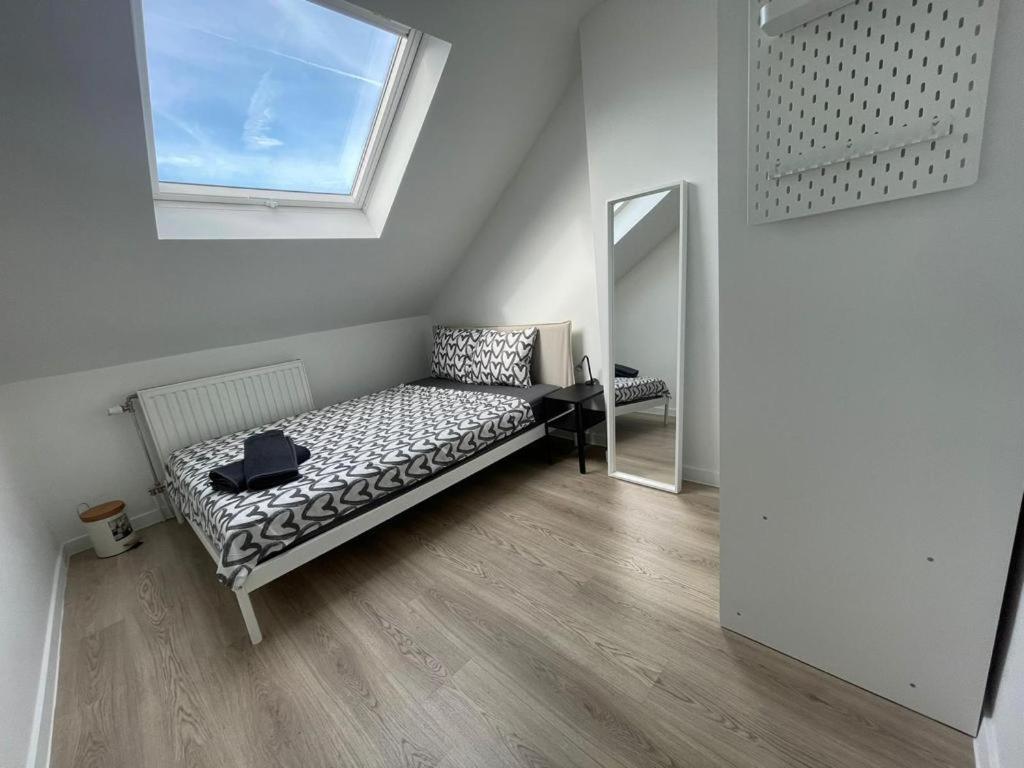 Schaerbeek Room 2 Brussels Luaran gambar